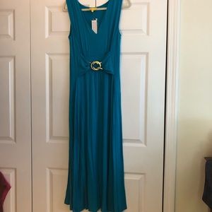 Sleeveless maxi dress
